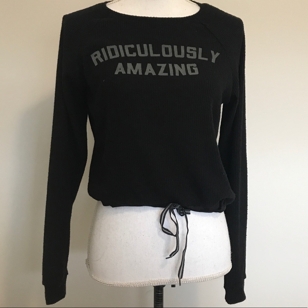 Energize juniors small cropped active top black